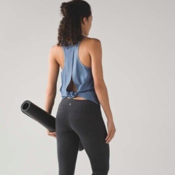 Lululemon Split Back Feminine Tank Top All Tied Up Workout Running Blue - Picture 1 of 7
